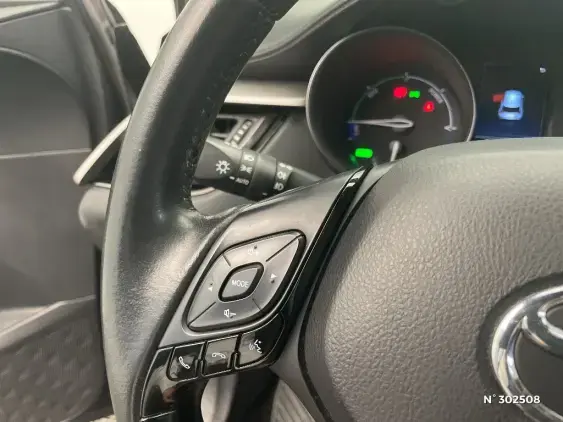 TOYOTA C-HR - voiture d'occasion - Photo 29