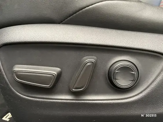 TOYOTA RAV4 V - voiture d'occasion - Photo 31