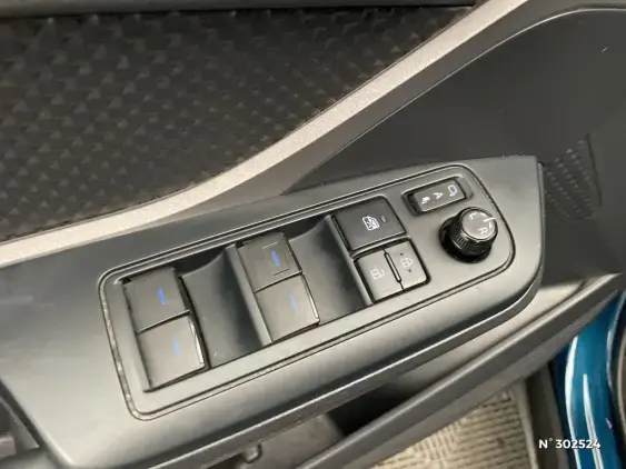 TOYOTA C-HR - voiture d'occasion - Photo 27