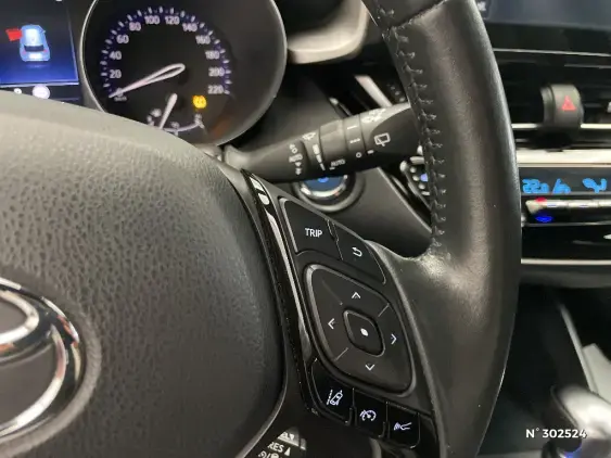 TOYOTA C-HR - voiture d'occasion - Photo 28