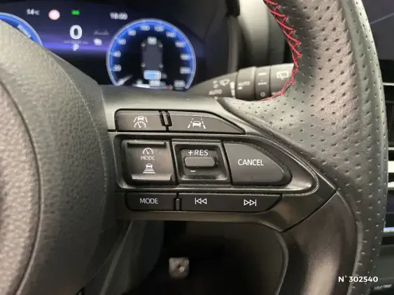 TOYOTA YARIS CROSS I - voiture d'occasion - Photo 29