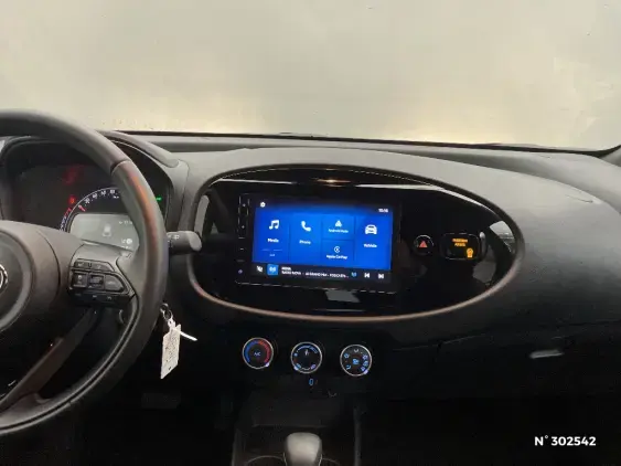 TOYOTA AYGO X - voiture d'occasion - Photo 13