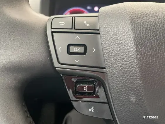 TOYOTA C-HR II - voiture d'occasion - Photo 38