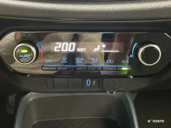 TOYOTA AYGO X - voiture d'occasion - Photo 35