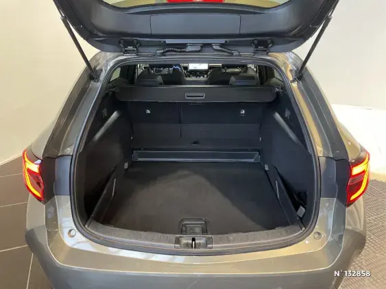 TOYOTA COROLLA TOURING SPT X - voiture d'occasion - Photo 7