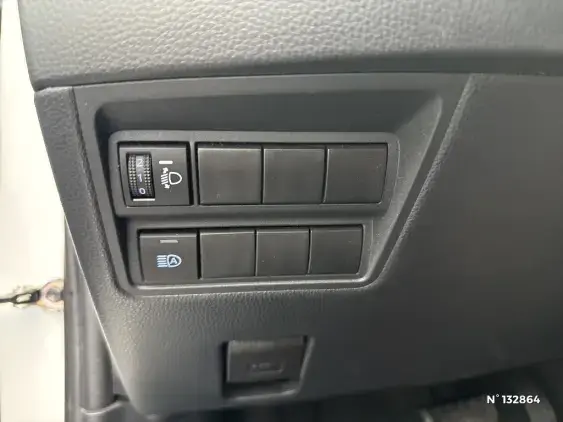 TOYOTA YARIS IV - voiture d'occasion - Photo 15