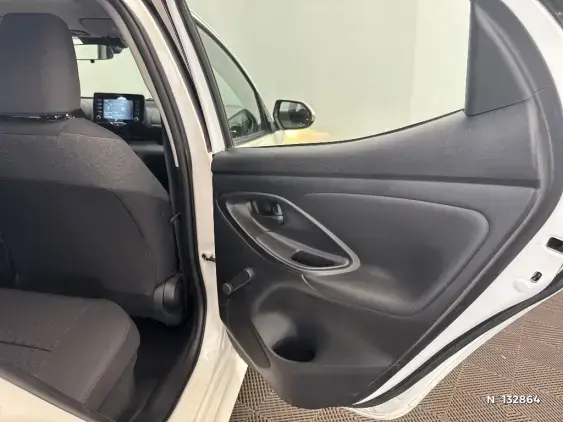 TOYOTA YARIS IV - voiture d'occasion - Photo 26