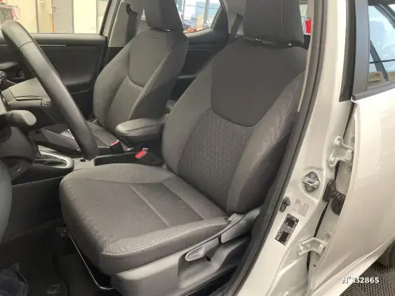 TOYOTA YARIS IV - voiture d'occasion - Photo 44