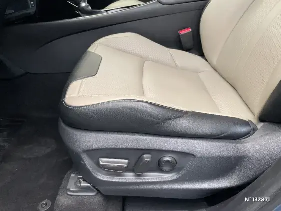 TOYOTA C-HR - voiture d'occasion - Photo 29