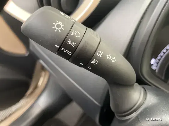 TOYOTA AYGO X - voiture d'occasion - Photo 38