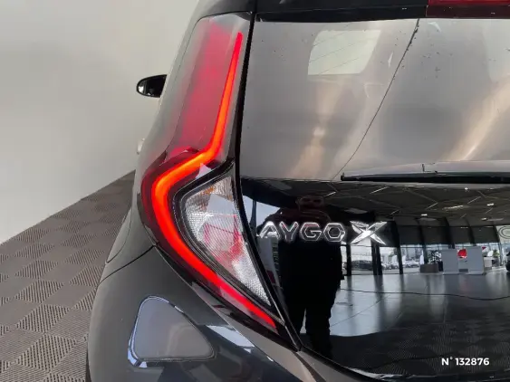 TOYOTA AYGO X - voiture d'occasion - Photo 28