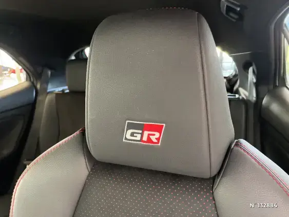 TOYOTA YARIS CROSS I - voiture d'occasion - Photo 26