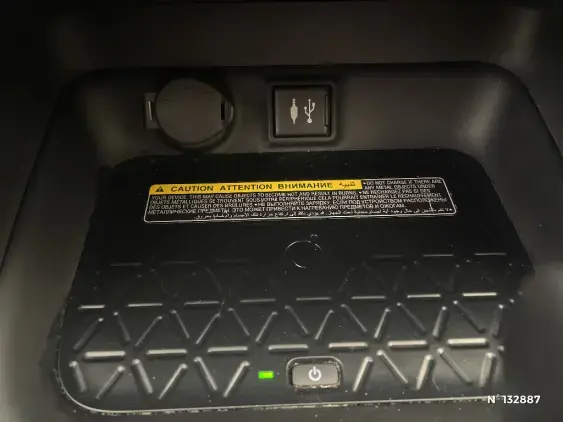 TOYOTA RAV4 V - voiture d'occasion - Photo 37