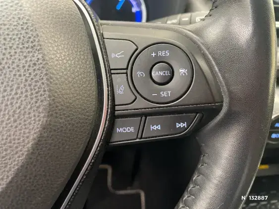 TOYOTA RAV4 V - voiture d'occasion - Photo 39