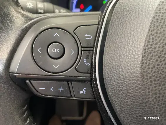 TOYOTA RAV4 V - voiture d'occasion - Photo 41