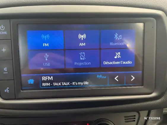 TOYOTA YARIS III - voiture d'occasion - Photo 32