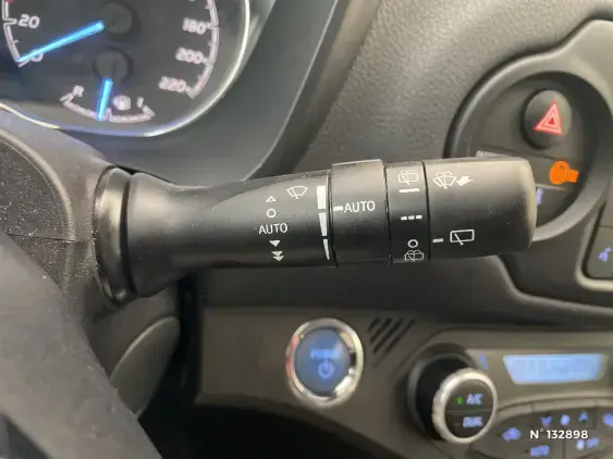 TOYOTA YARIS III - voiture d'occasion - Photo 37