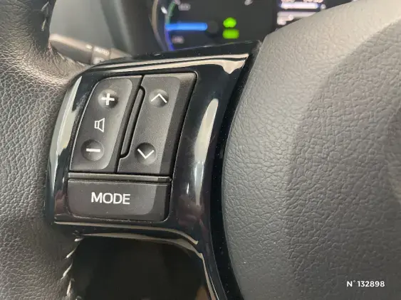 TOYOTA YARIS III - voiture d'occasion - Photo 38