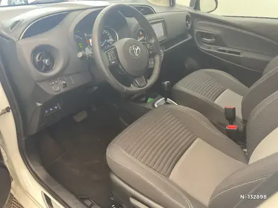 TOYOTA YARIS III - voiture d'occasion - Photo 28