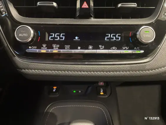 TOYOTA COROLLA TOURING SPT X - voiture d'occasion - Photo 31