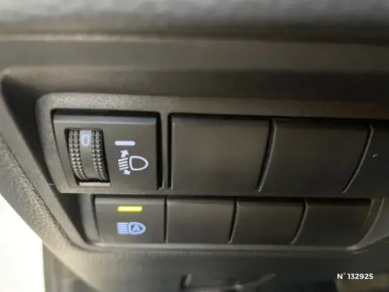 TOYOTA YARIS CROSS I - voiture d'occasion - Photo 42