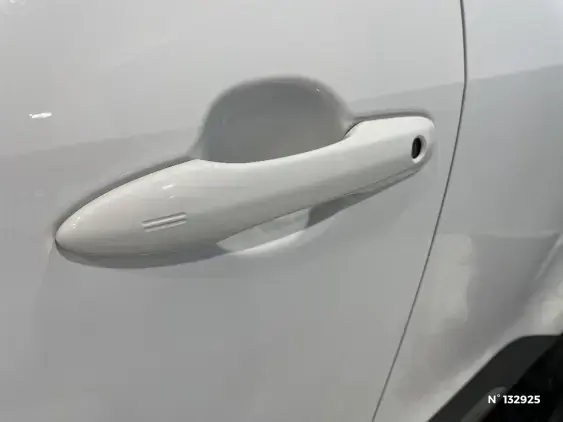 TOYOTA YARIS CROSS I - voiture d'occasion - Photo 26