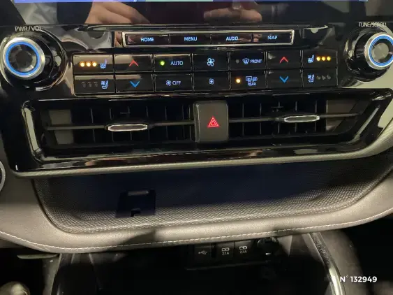 TOYOTA HIGHLANDER - voiture d'occasion - Photo 33