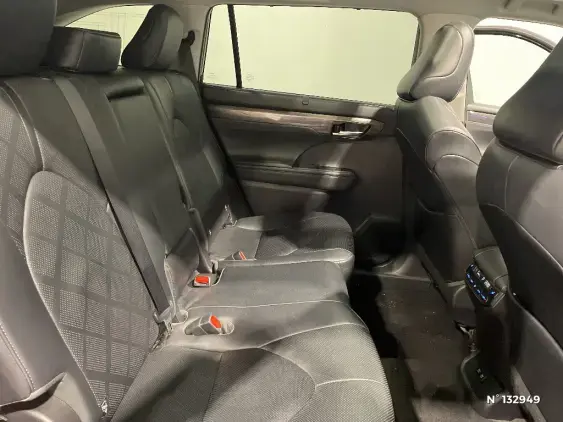 TOYOTA HIGHLANDER - voiture d'occasion - Photo 11