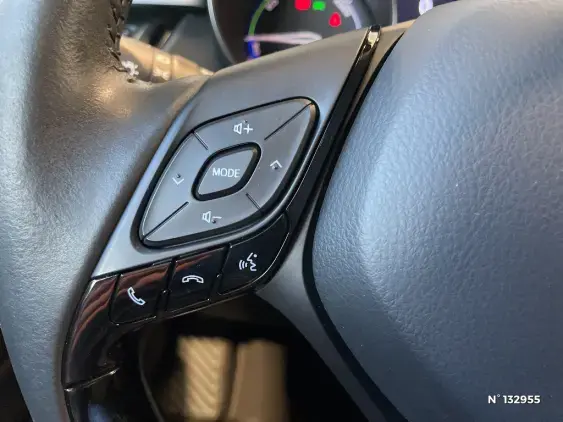 TOYOTA C-HR - voiture d'occasion - Photo 37