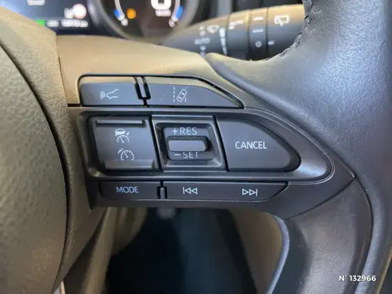 TOYOTA YARIS CROSS I - voiture d'occasion - Photo 38