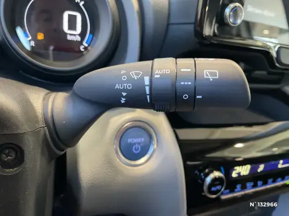 TOYOTA YARIS CROSS I - voiture d'occasion - Photo 39