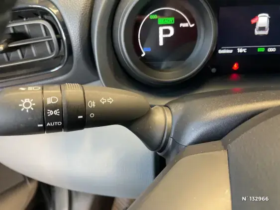 TOYOTA YARIS CROSS I - voiture d'occasion - Photo 41