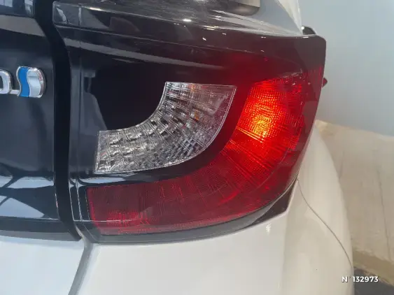 TOYOTA YARIS IV - voiture d'occasion - Photo 26