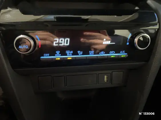 TOYOTA YARIS CROSS I - voiture d'occasion - Photo 36