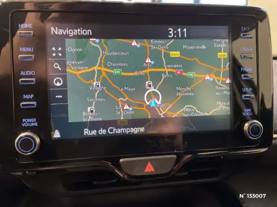 TOYOTA YARIS CROSS I - voiture d'occasion - Photo 37