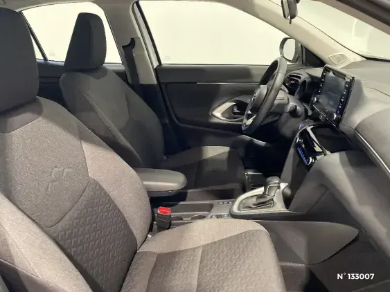 TOYOTA YARIS CROSS I - voiture d'occasion - Photo 10