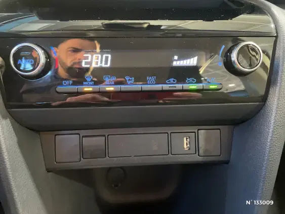 TOYOTA YARIS CROSS I - voiture d'occasion - Photo 41