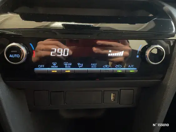 TOYOTA YARIS CROSS I - voiture d'occasion - Photo 36