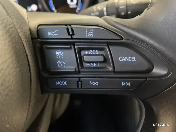 TOYOTA YARIS CROSS I - voiture d'occasion - Photo 38