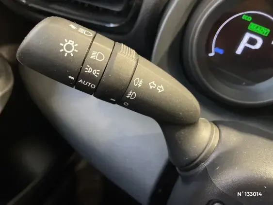 TOYOTA YARIS CROSS I - voiture d'occasion - Photo 40