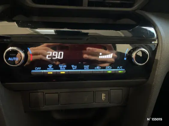 TOYOTA YARIS CROSS I - voiture d'occasion - Photo 36