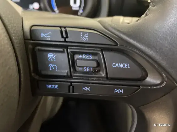 TOYOTA YARIS CROSS I - voiture d'occasion - Photo 37