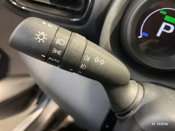 TOYOTA YARIS CROSS I - voiture d'occasion - Photo 40