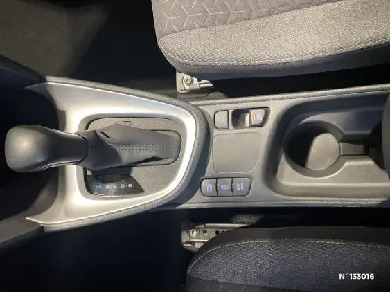 TOYOTA YARIS CROSS I - voiture d'occasion - Photo 41