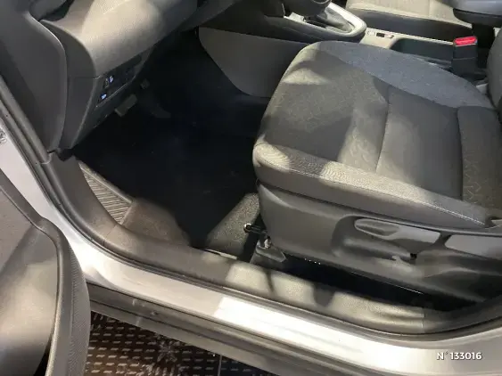 TOYOTA YARIS CROSS I - voiture d'occasion - Photo 28