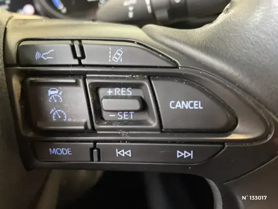 TOYOTA YARIS CROSS I - voiture d'occasion - Photo 37