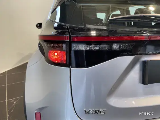 TOYOTA YARIS CROSS I - voiture d'occasion - Photo 29