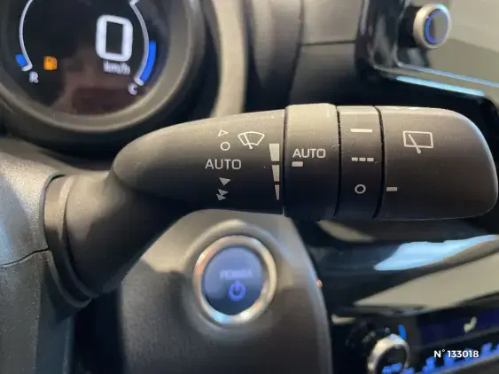 TOYOTA YARIS CROSS I - voiture d'occasion - Photo 35