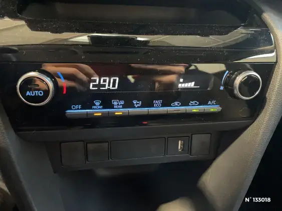 TOYOTA YARIS CROSS I - voiture d'occasion - Photo 36