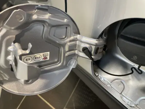 TOYOTA YARIS CROSS I - voiture d'occasion - Photo 30